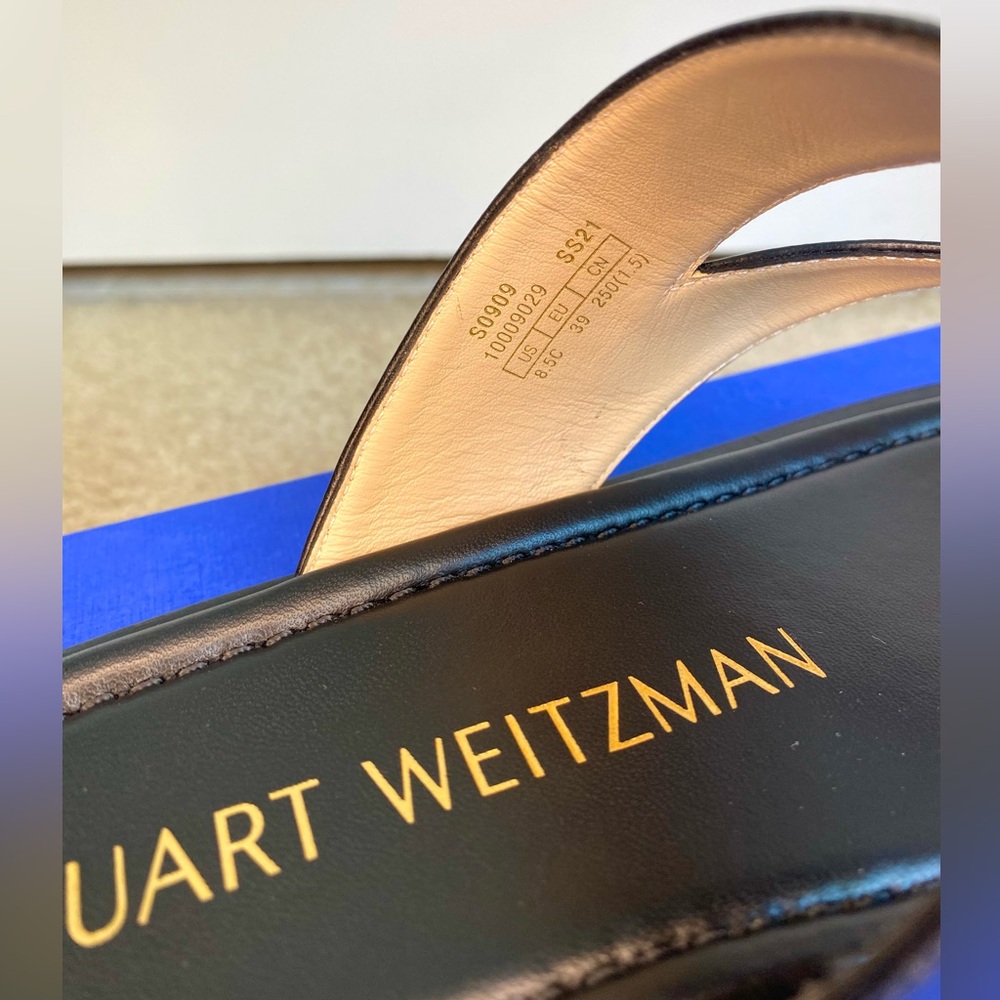Stuart Weitzman Lyla Flat Leather Sandal Black Size 8.5, NWT - Picture 5 of 15
